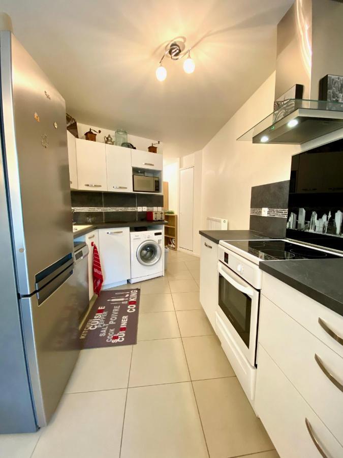 Le Neptune, Appartement Avec Parking Et Jardin Proche Universite Кан Экстерьер фото