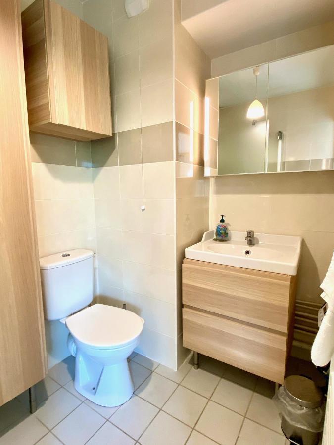 Le Neptune, Appartement Avec Parking Et Jardin Proche Universite Кан Экстерьер фото